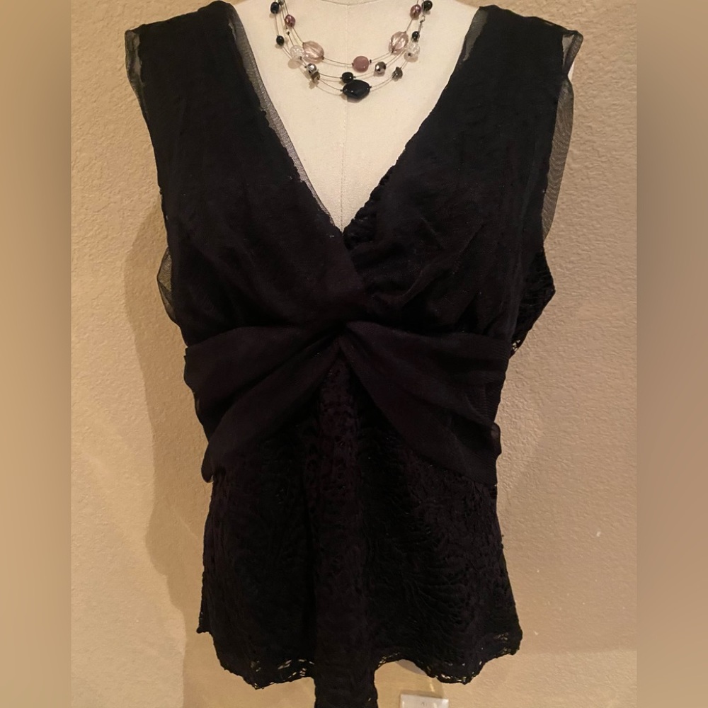 NWOT Venus lace and sheer mesh ladies top size XL